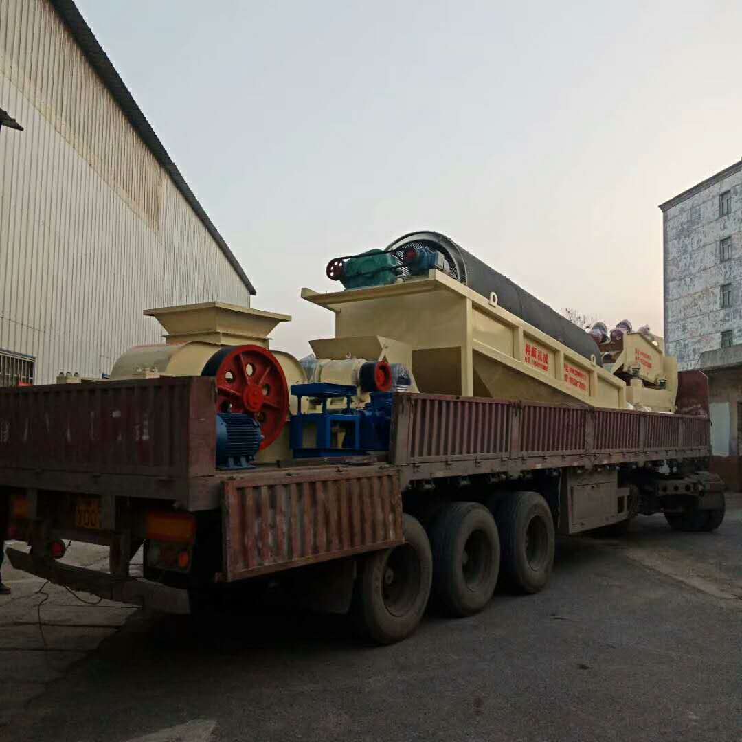 2018��3��13�հl(f��)������ɽ�h��Ȫ�(zh��n)��ϴɰ�C(j��)ϴɰ���ՙC(j��)